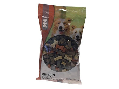 En pose Hunde Godbidder til hunden (Tikki miniben super mix) eller "godbidder" er vist på en hvid baggrund.